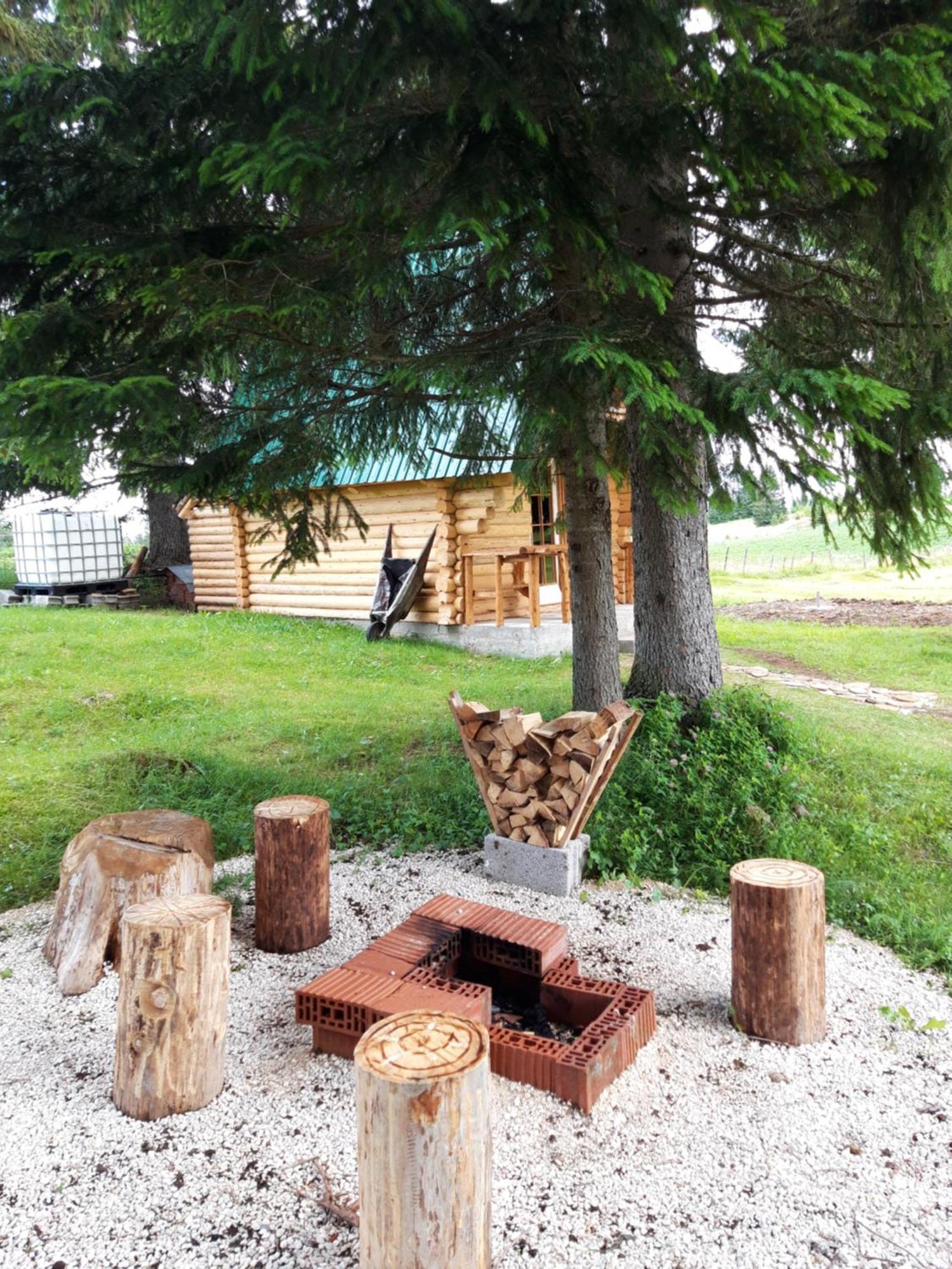 Cottage Uskoci Zabljak  Bilik gambar